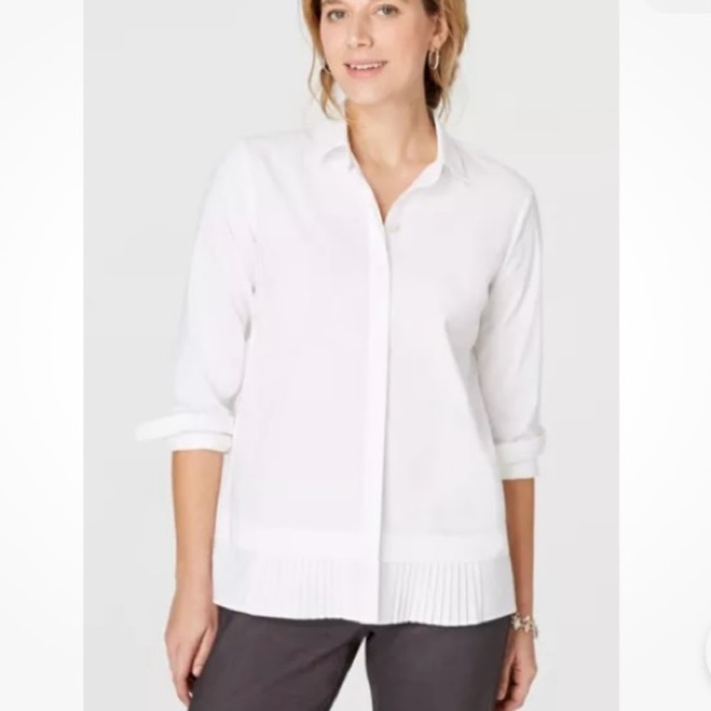 J.Jill XL Petite NEW Perfect Pleated-Hemline Top White 
New no Tag 
Cotton Poly.